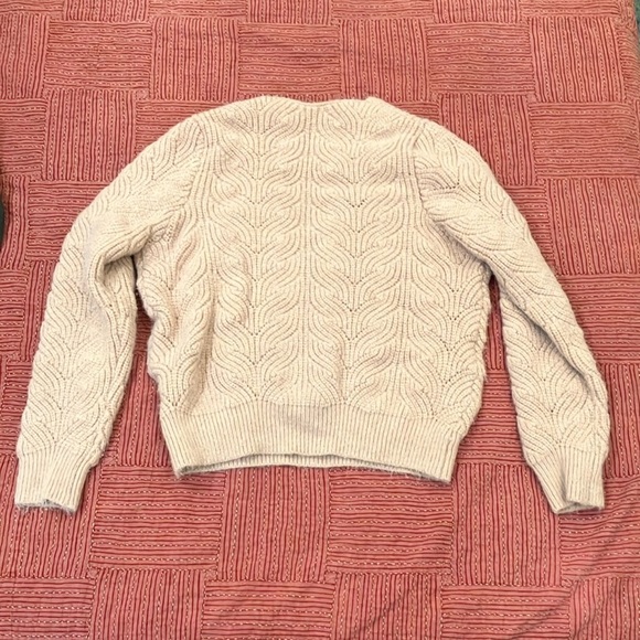 MINKPINK Cream V-Neck Sweater Classic Knit - Picture 11 of 15